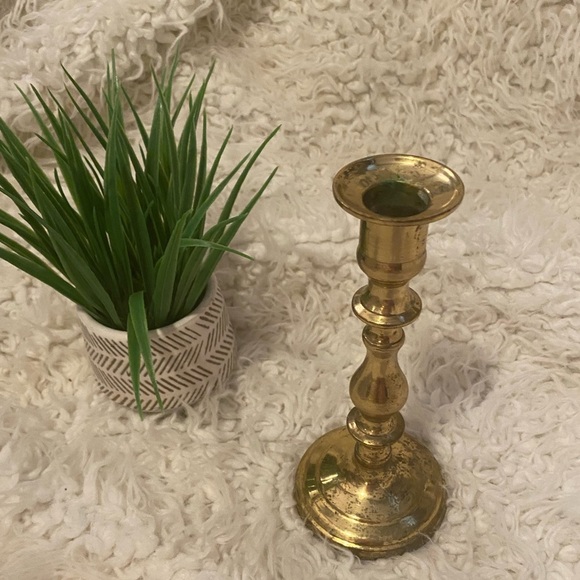 Vintage Solid Brass Made in India 7” Candlestick Holder Tarnished patina - Picture 1 of 6